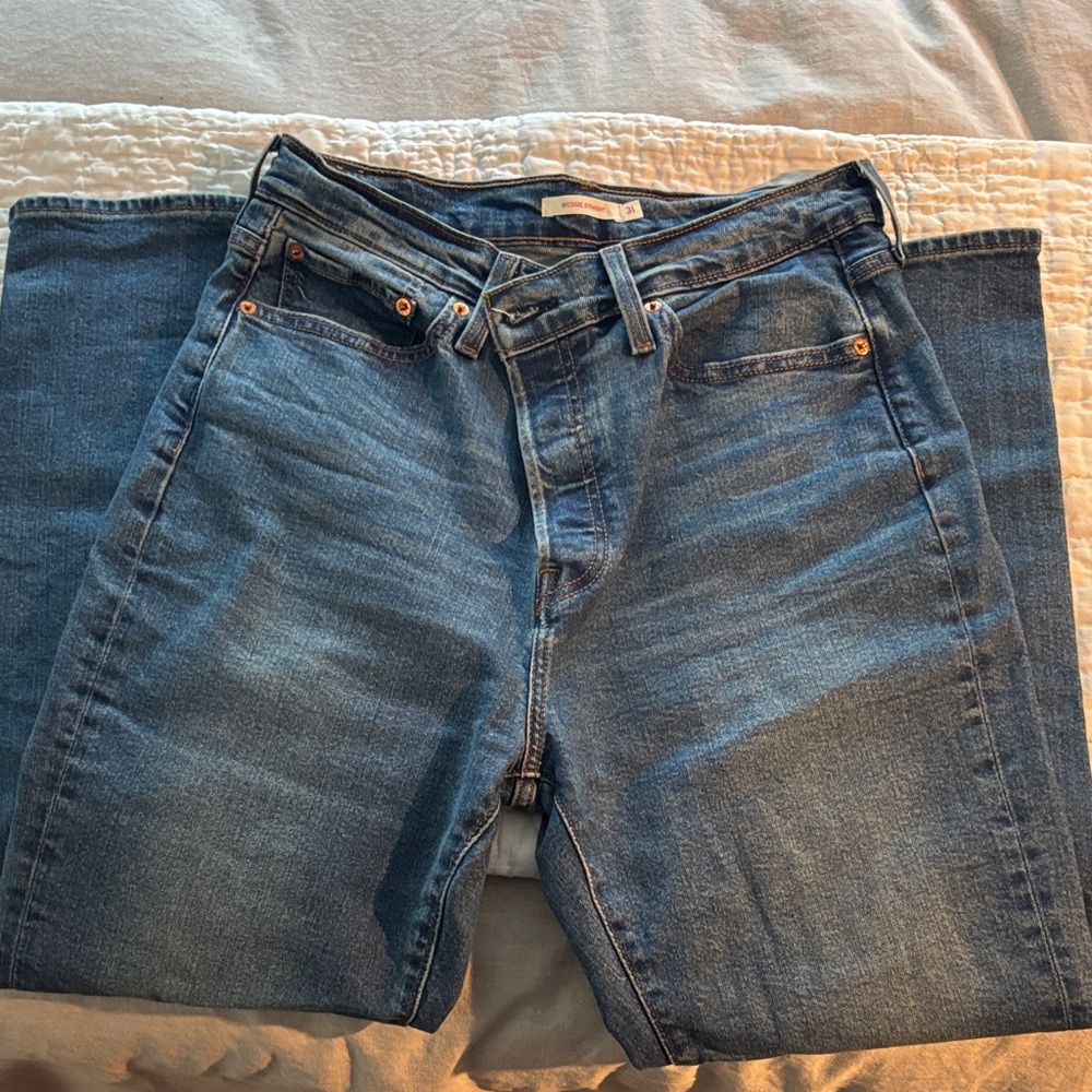 Levi's Women's Straight Jeans in Blue